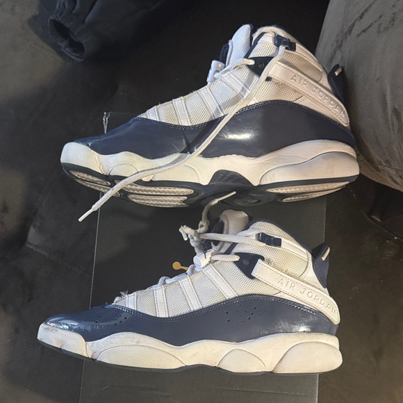 Jordan 6 Rings - Picture 7 of 12